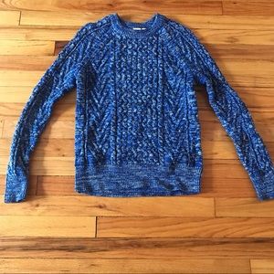 Gap sweater